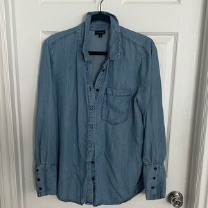 Who What Wear Light Blue Denim Button-Down Shirt